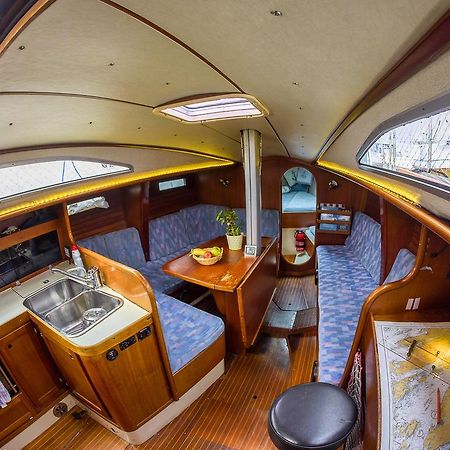 Norwavey, Sleep In A Boat Hotel Krokelvdalen Eksteriør billede